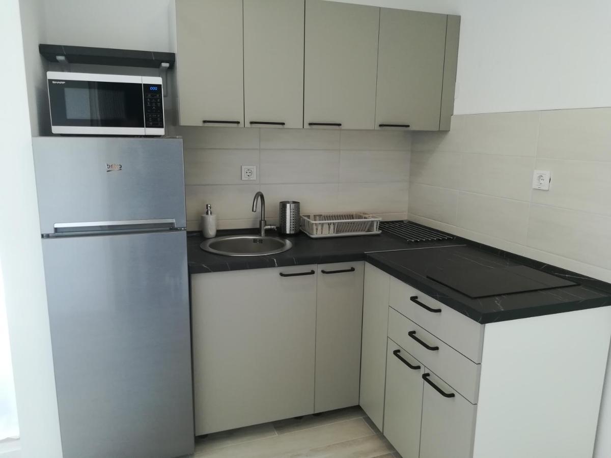 Apartmani Hermes Jadrija Esterno foto